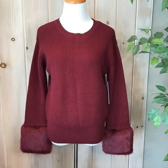 Nordstrom sweater faux fur cuffs New with tags - Picture 2 of 4